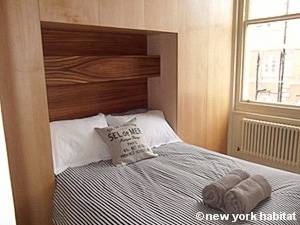 London 2 Bedroom accommodation - bedroom 1 (LN-1052) photo 1 of 1 London 2 Bedroom accommodation - bedroom 1 (LN-1052) photo 1 of 1