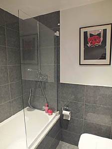 Londres T3 appartement location vacances - salle de bain (LN-1075) photo 2 sur 3
