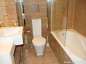 Londres T3 appartement location vacances - salle de bain 1 (LN-1098) photo 1 sur 1 Londres T3 appartement location vacances - salle de bain 1 (LN-1098) photo 1 sur 1