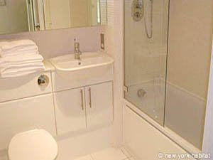 Londres T3 appartement location vacances - salle de bain 2 (LN-1098) photo 1 sur 1 Londres T3 appartement location vacances - salle de bain 2 (LN-1098) photo 1 sur 1