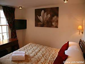 Londres T3 - Duplex appartement location vacances - chambre 1 (LN-1120) photo 1 sur 1