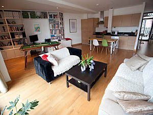 London 2 Bedroom accommodation - kitchen (LN-1130) photo 1 of 1