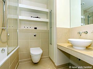 London 3 Bedroom accommodation - bathroom 2 (LN-1143) photo 1 of 1