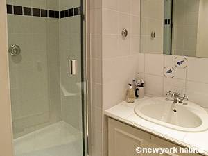 Londra 1 Camera da letto appartamento casa vacanze - bagno (LN-1148) photo 1 di 2