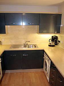Londres T2 logement location appartement - cuisine (LN-1153) photo 1 sur 1