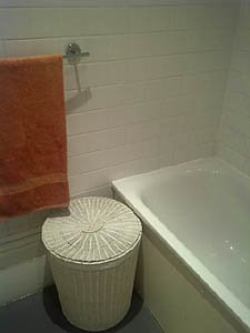 Londres Estudio alojamiento - ba&ntilde;o (LN-1162) photo 2 de 2