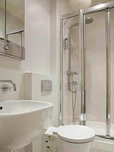 London 2 Bedroom accommodation - bathroom 1 (LN-1165) photo 1 of 1