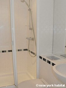 London 2 Bedroom apartment - bathroom 2 (LN-1178) photo 1 of 1