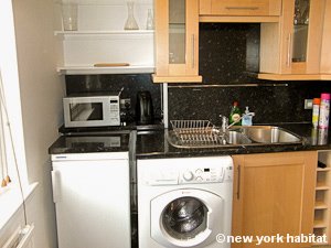 London 2 Bedroom - Duplex accommodation - kitchen (LN-1186) photo 1 of 5