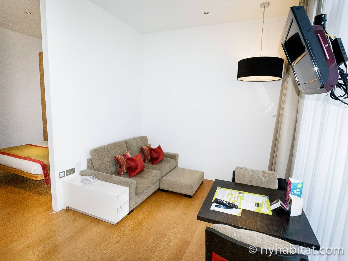 Londra - Grande monolocale appartamento casa vacanze - Appartamento riferimento LN-1270