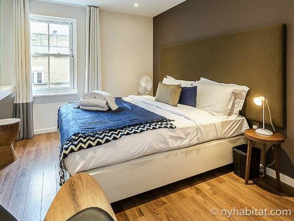 London - 2 Bedroom accommodation - Apartment reference LN-1833