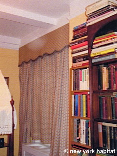 New York 4 Zimmer - Duplex wohngemeinschaft - wohnzimmer (NY-11) photo 8 von 12