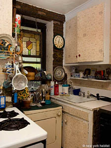 New York 3 Bedroom roommate share apartment - kitchen (NY-85) photo 2 of 3