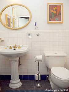 New York T2 - Loft appartement location vacances - salle d'eau (NY-207) photo 2 sur 3