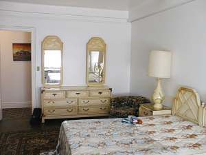 New York 3 Bedroom roommate share apartment - bedroom 1 (NY-311) photo 3 of 4