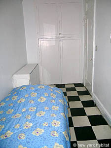 New York 3 Bedroom roommate share apartment - bedroom 2 (NY-311) photo 2 of 4