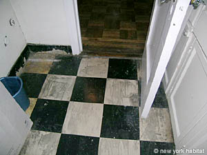 New York 3 Bedroom roommate share apartment - bedroom 2 (NY-311) photo 4 of 4