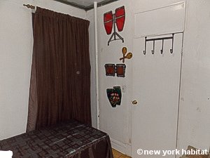 Nueva York 2 Dormitorios piso para compartir - dormitorio 1 (NY-320) photo 5 de 7