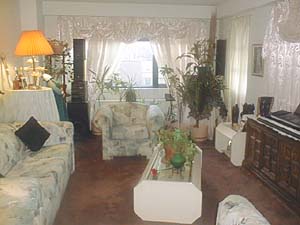 New York 3 Bedrooms roommate share apartment living room photo 2