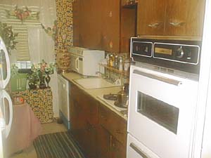 New York 3 Bedrooms roommate share apartment bedroom 1 photo 6