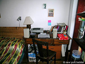 New York 2 Bedroom accommodation - bedroom 1 (NY-10024) photo 2 of 4