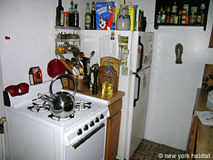 New York 2 Bedroom accommodation - kitchen (NY-10024) photo 3 of 5