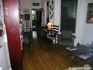 New York 2 Bedroom accommodation - living room (NY-10024) photo 4 of 6