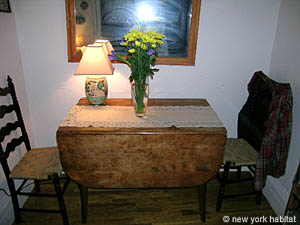 New York 2 Bedroom accommodation - living room (NY-10024) photo 6 of 6