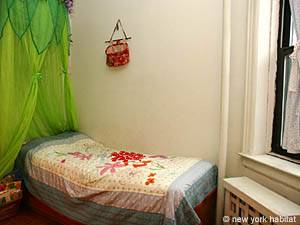 New York 2 Bedrooms - Duplex accommodation bedroom 2 photo 4