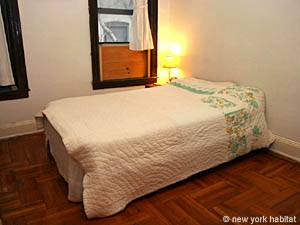 New York 2 Bedrooms - Duplex accommodation bedroom 1 photo 18