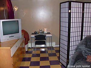 New York Studio accommodation - living room (NY-10200) photo 4 of 5