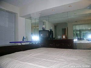 New York 1 Bedroom apartment - bedroom (NY-10285) photo 4 of 5
