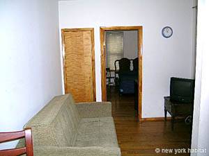 Wohnzimmer - Photo 2 von 3
