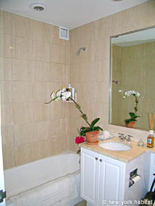 New York 4 Zimmer ferienwohnung - badezimmer 2 (NY-10417) photo 2 von 2