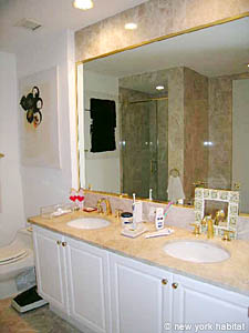 New York 4 Zimmer ferienwohnung - badezimmer 1 (NY-10417) photo 2 von 4