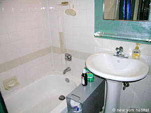 New York 1 Bedroom accommodation - bathroom (NY-10599) photo 1 of 3