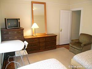 New York 4 Bedroom - Duplex roommate share apartment - bedroom 1 (NY-10824) photo 4 of 4