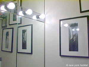 New York Alcove Studio accommodation bathroom photo 10