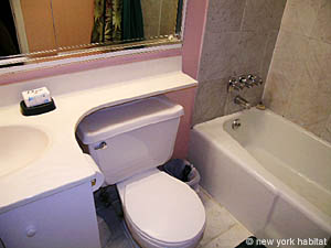 New York Monolocale - Triplex appartamento casa vacanze - bagno (NY-10973) photo 2 di 4