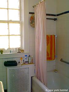 New York T2 logements location appartements - salle d'eau (NY-11042) photo 1 de 2