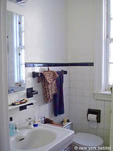 New York T2 logements location appartements - salle d'eau (NY-11042) photo 2 de 2