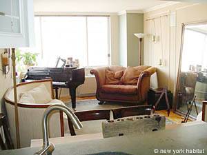 New York 1 Bedroom accommodation - bedroom (NY-11221) photo 5 of 5