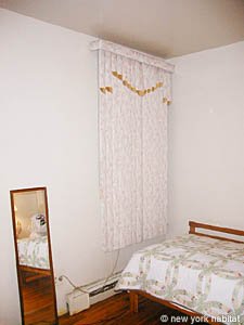 New York 2 Bedrooms roommate share apartment bedroom 1 photo 5