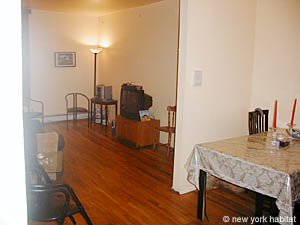 New York 2 Bedrooms roommate share apartment kitchen photo 18