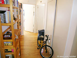 New York 2 Bedrooms accommodation - living room (NY-11252) photo 3 of 11