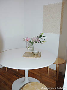 New York 1 Bedroom accommodation - living room (NY-11305) photo 2 of 8