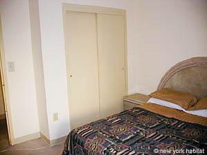 New York 2 Bedroom roommate share apartment - bedroom 1 (NY-11360) photo 4 of 6