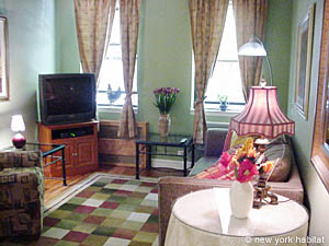 New York 1 Bedroom accommodation - living room (NY-11441) photo 9 of 10