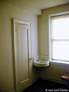 New York 2 Bedroom roommate share apartment - living room (NY-11521) photo 1 of 4