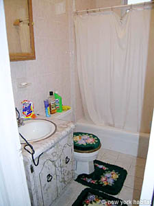 New York T3 appartements colocation - salle d'eau 1 (NY-11655) photo 2 de 2